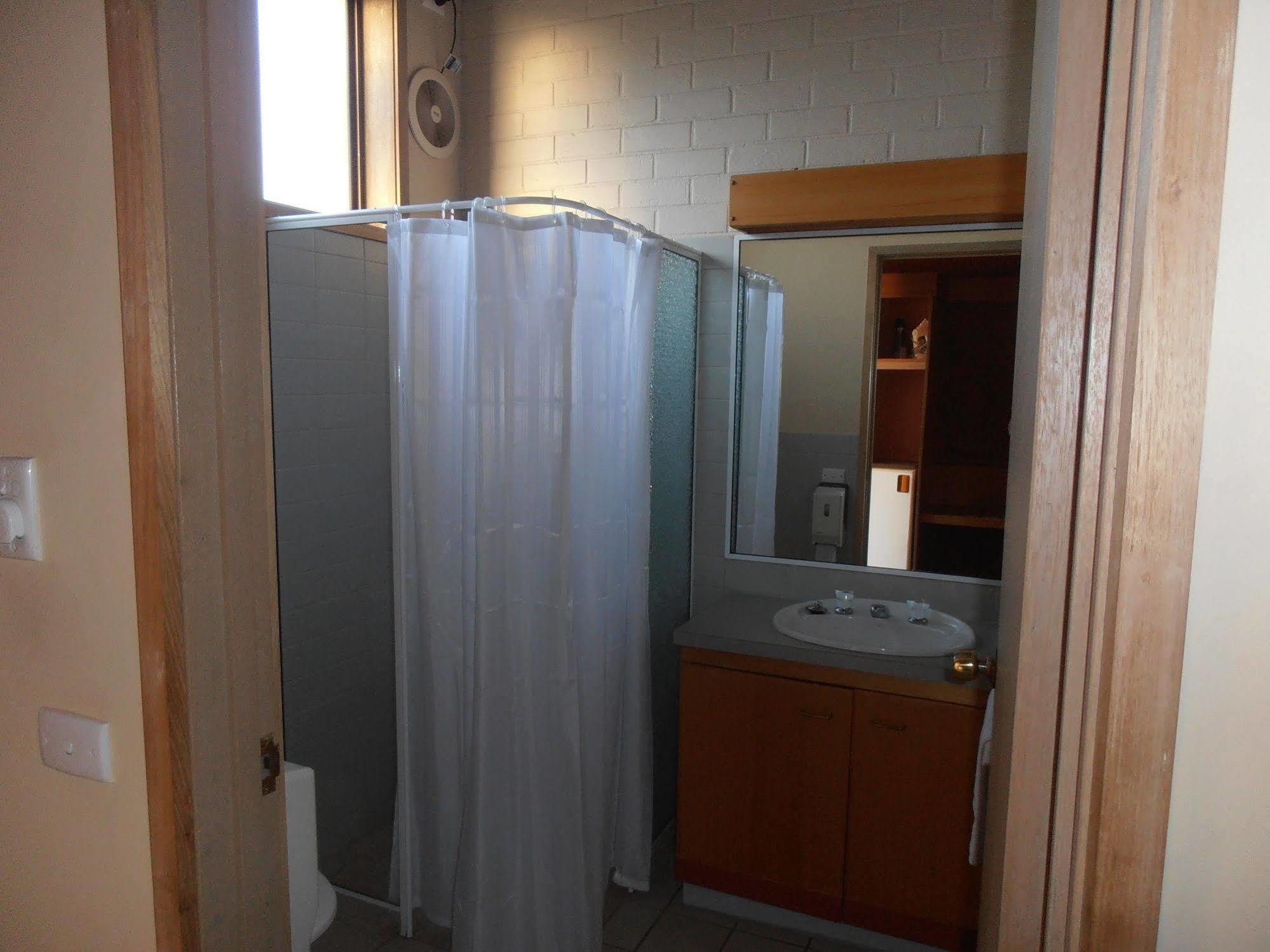 All Rivers Motor Inn Эчука Экстерьер фото
